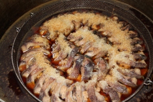 「鯉のうま煮」は県を代表する「うまいもんどころ」認定の食品です。