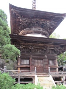 雨引き観音建物