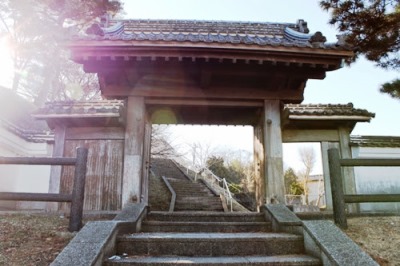 水戸藩江戸小石川邸正門右側の門「山上門」です